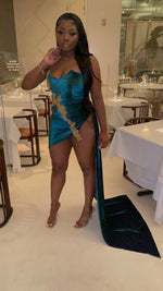 Load image into Gallery viewer, Velvet Hottie
